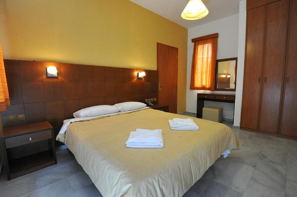 Anna Ageliki Aparthotel Damnoni Bilik gambar
